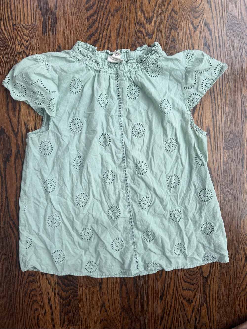 Women’s Cotton Bohemian Cottagecore Feminine Eyelet Ruffle Flutter Sleeve Top